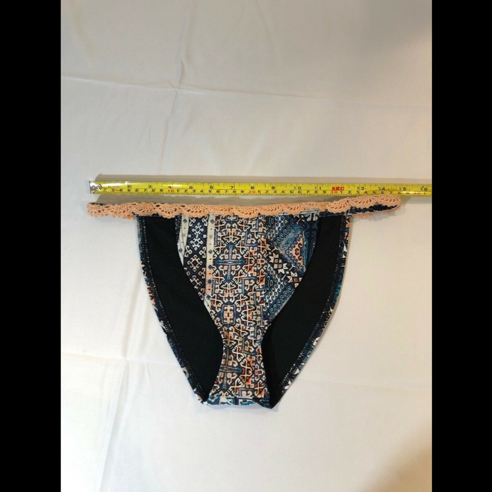 NEW‎ Somedays Lovin Amardri' Lace Trim Bikini Bottoms [ SZ Medium ] - Picture 4 of 11
